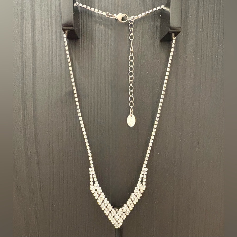 Glam V-Shaped Rhinestone Necklace with Silver Hardware, 17 in with Extender